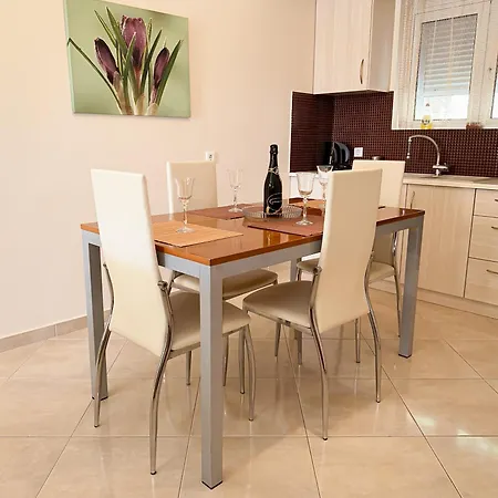 Sun N' Salt Ii * Tolón