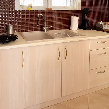 Sun N' Salt Ii Daire Tolón