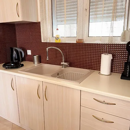 Sun N' Salt Ii Apartmán