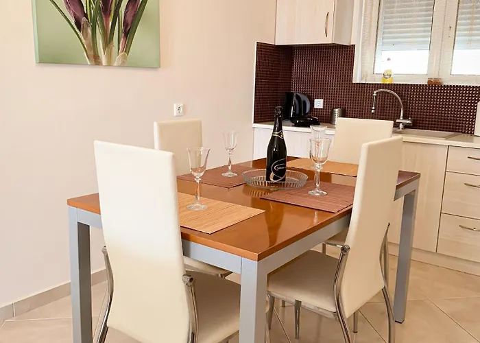 아파트 Sun N' Salt Ii *