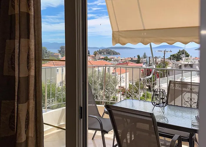 Sun N' Salt Ii Tolón